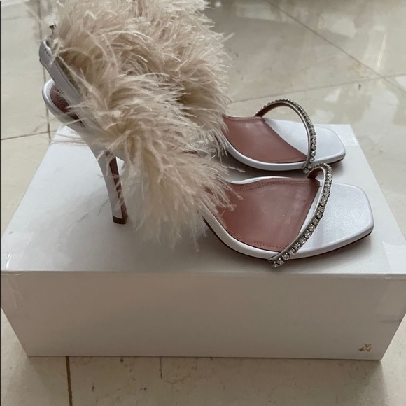 Amina Muaddi feather heel - Picture 2 of 4